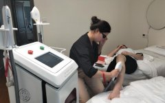 808脫毛儀和opt脫毛儀哪個(gè)好？美容院脫毛儀價(jià)格_激光脫毛機(jī)的價(jià)格